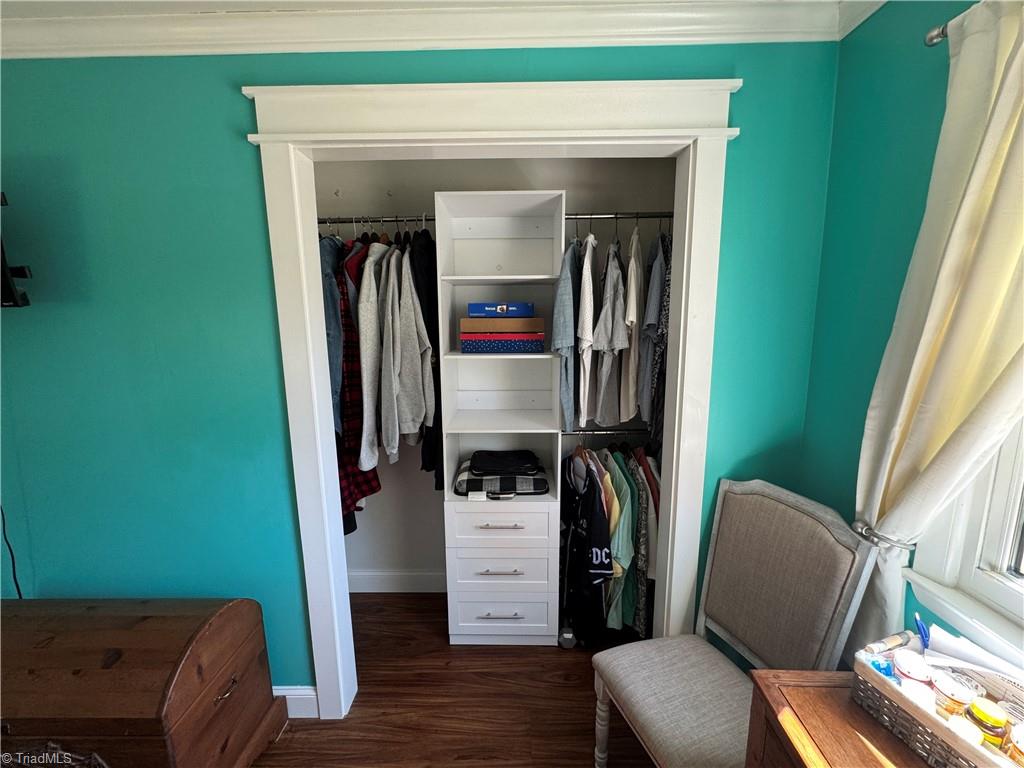 2436 Wickham Road Kernersville, NC 27284 - Photo 16 of 31 Primary closet