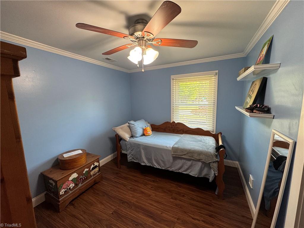 2436 Wickham Road Kernersville, NC 27284 - Photo 21 of 31 3rd Bedroom