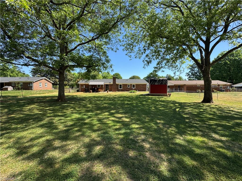 2436 Wickham Road Kernersville, NC 27284 - Photo 24 of 31 Back yard