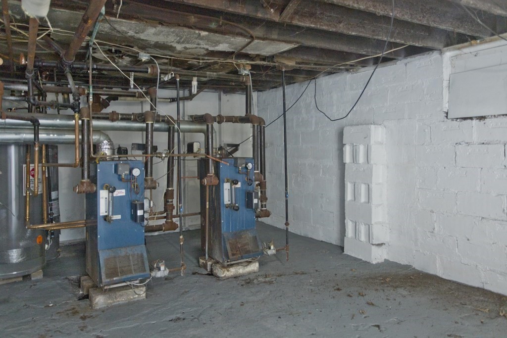 69 Appleton Street Springfield, MA 01108 - Photo 34 of 34 a view of a room with gym equipment
