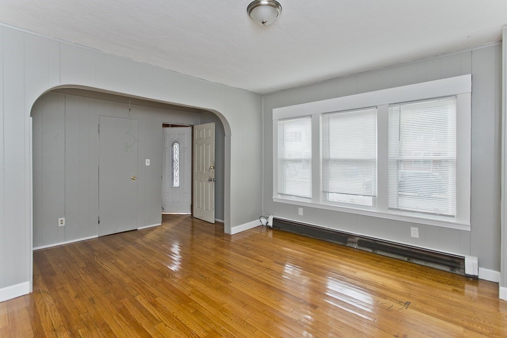69 Appleton Street Springfield, MA 01108 - Photo 6 of 34 an empty room with window