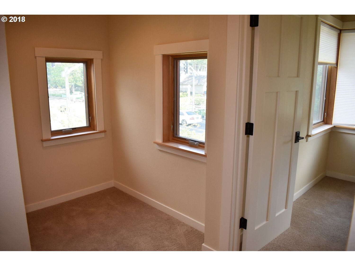 1435 Perdue Loop Eugene, OR 97401 - Photo 14 of 22 Gallery Image 14