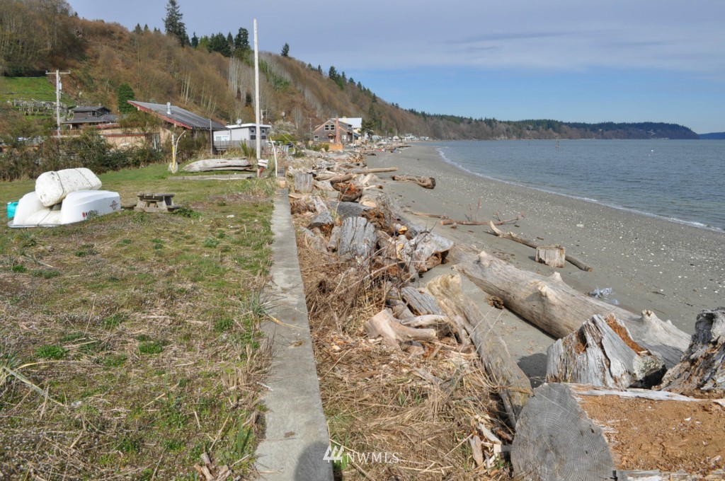 61-xx South Brighton Beach Road Clinton, WA 98236 - Photo 5 of 14 Gallery Image 5