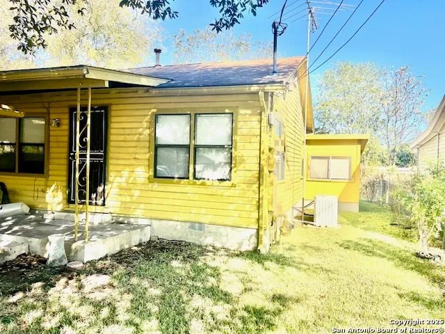 $100,000 | 3111 Hicks Avenue, San Antonio, TX 78210