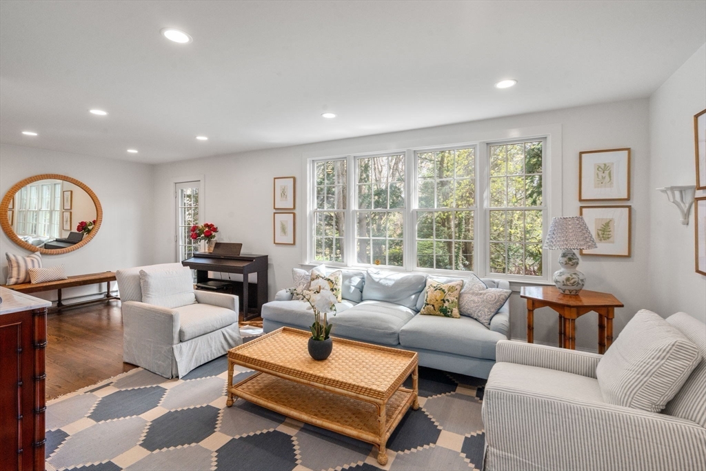 38 Wachusett Road Newton, MA 02467 - Photo 12 of 28