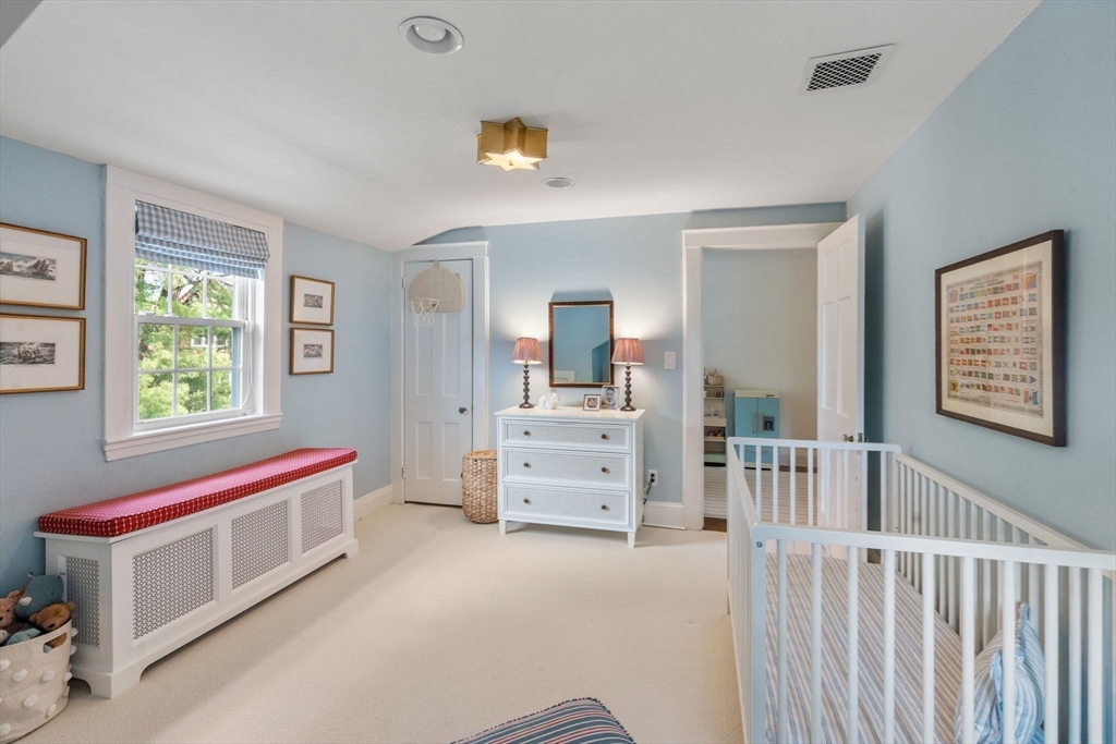 38 Wachusett Road Newton, MA 02467 - Photo 20 of 28