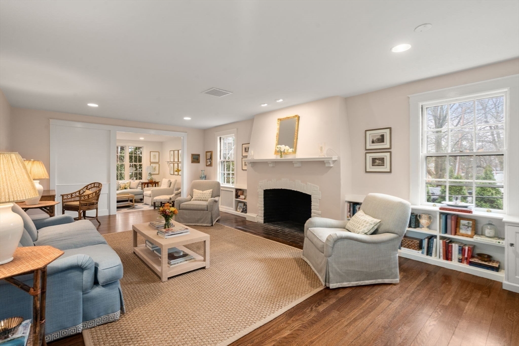 38 Wachusett Road Newton, MA 02467 - Photo 10 of 28