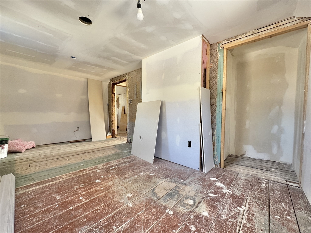 28 Boston Road Andover, MA 01810 - Photo 26 of 42