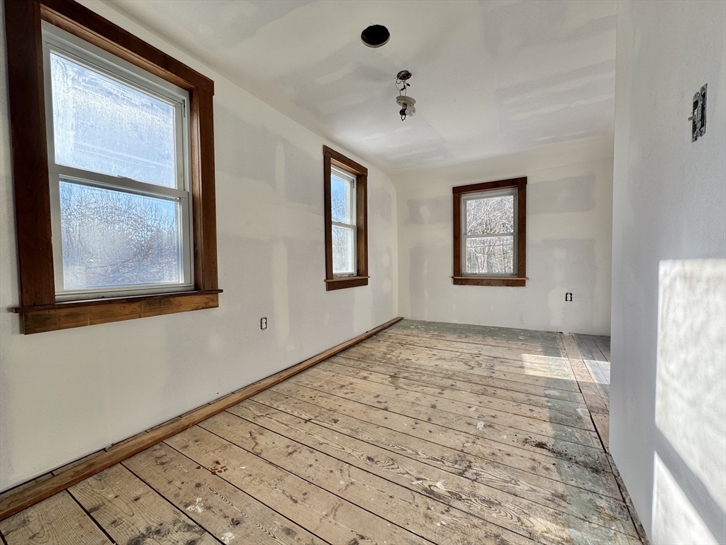 28 Boston Road Andover, MA 01810 - Photo 29 of 42