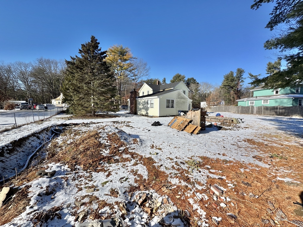 28 Boston Road Andover, MA 01810 - Photo 5 of 42