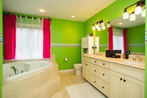21 Dorcar Road Newton, MA 02467 - Photo 10 of 30