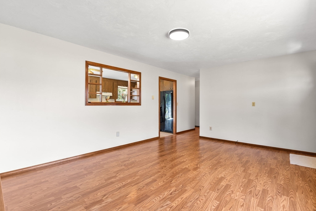 62 Meadow Road Spencer, MA 01562 - Photo 7 of 17 Gallery Image 7