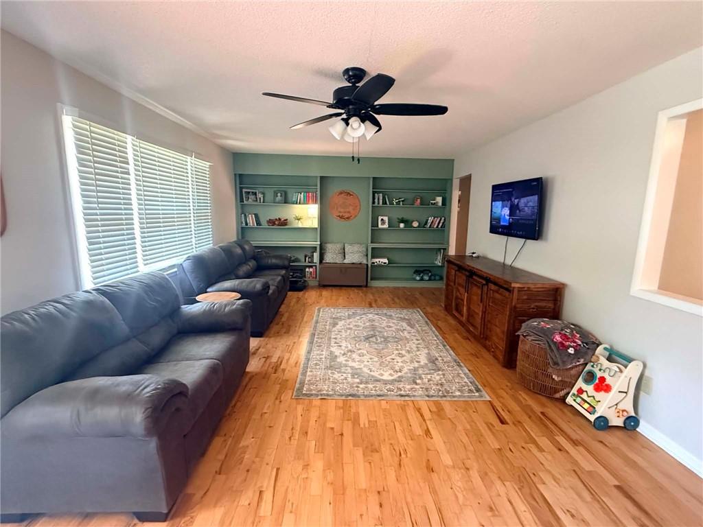 3409 Scott Street St. Joseph, MO 64507 - Photo 2 of 21