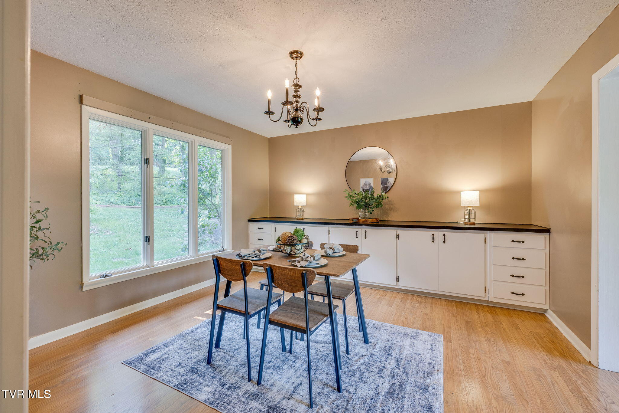 400 Old Castle Road Kingsport, TN 37660 - Photo 13 of 56 013