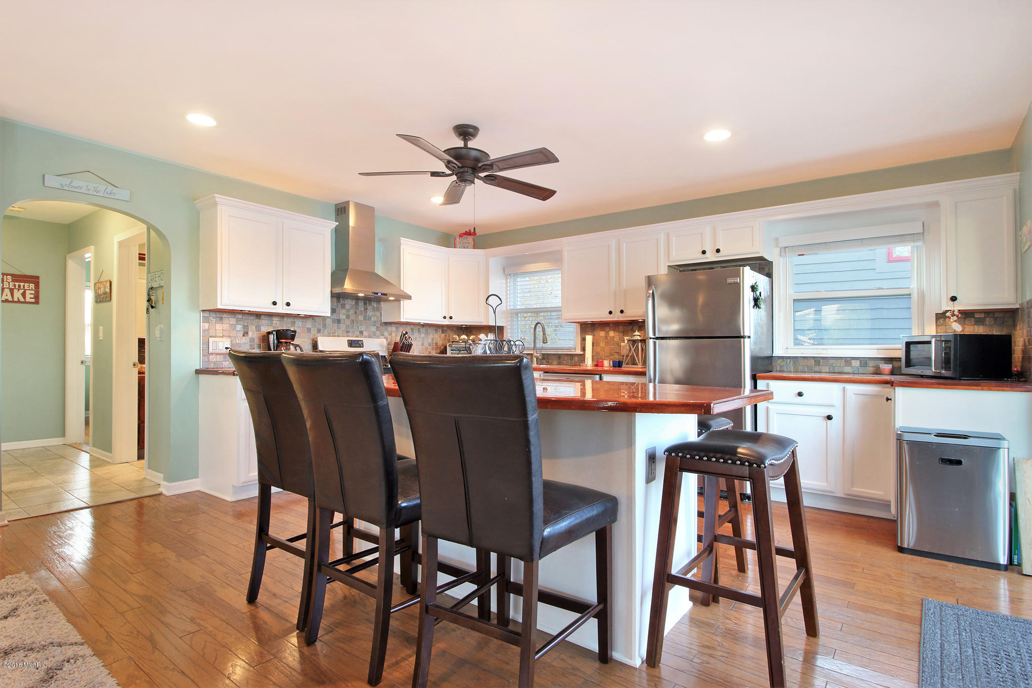 31524 Maple Island Road Dowagiac, MI 49047 - Photo 11 of 39 Full Kitchen