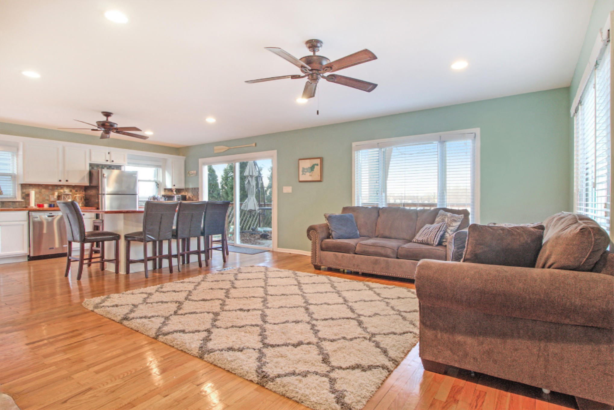 31524 Maple Island Road Dowagiac, MI 49047 - Photo 16 of 39 Main Living Area