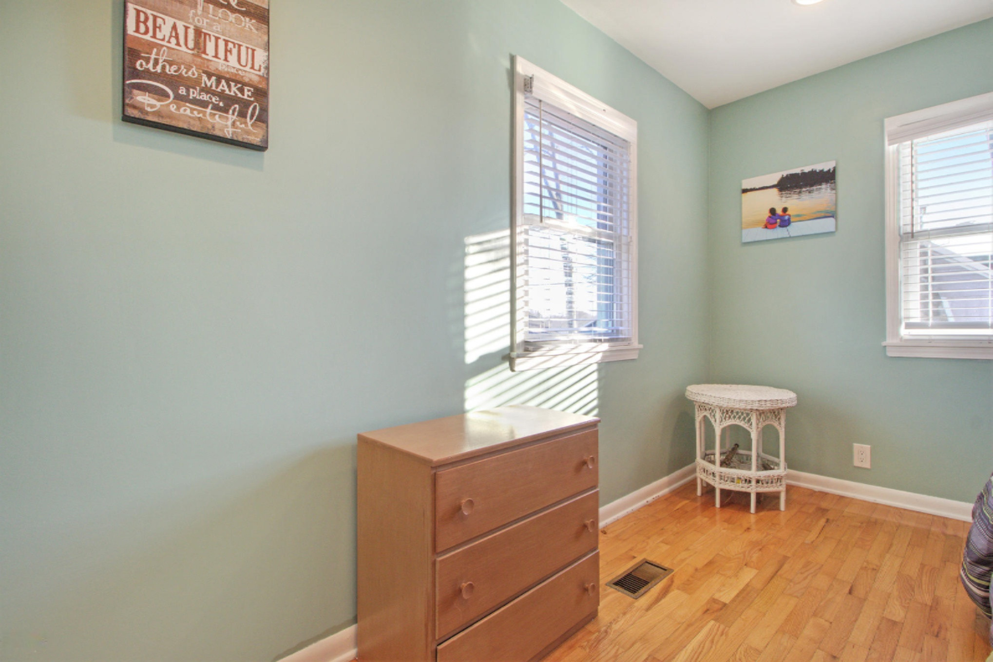 31524 Maple Island Road Dowagiac, MI 49047 - Photo 22 of 39 Main Floor Bedroom 2