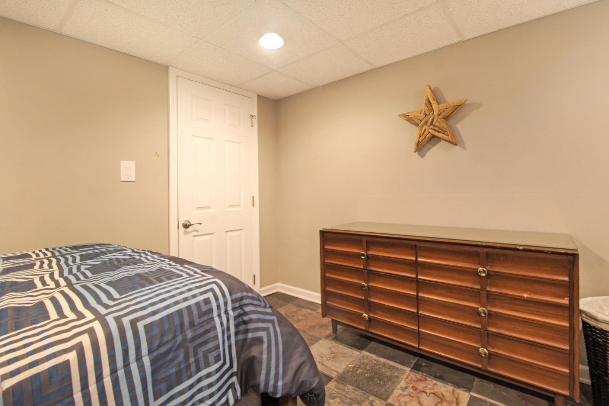 31524 Maple Island Road Dowagiac, MI 49047 - Photo 30 of 39 Basement Bedroom 2