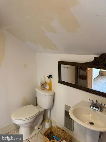 $115,000 | 72 Maryland Avenue, Crisfield, MD 21817