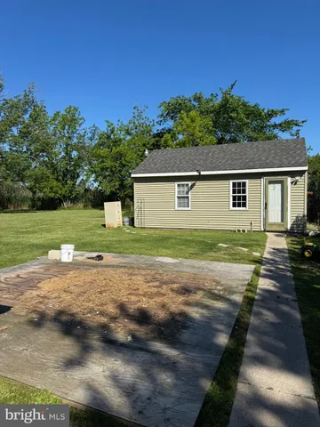 $115,000 | 72 Maryland Avenue, Crisfield, MD 21817