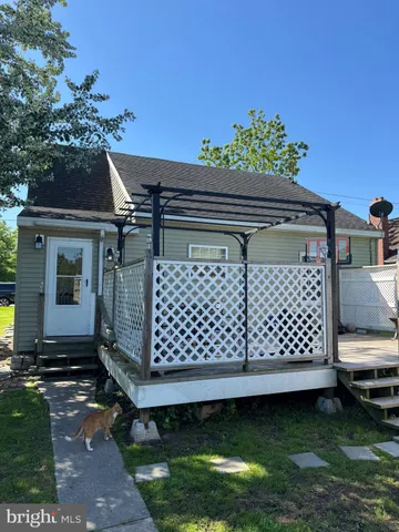 $115,000 | 72 Maryland Avenue, Crisfield, MD 21817