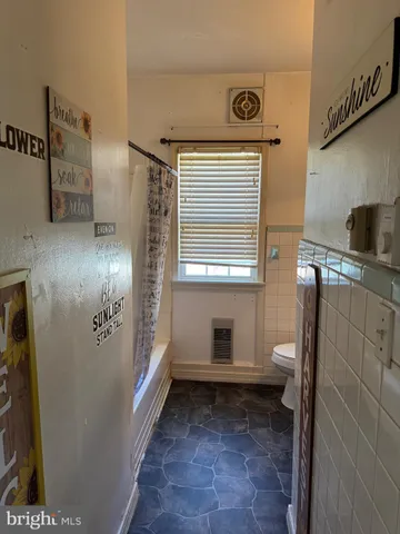 $115,000 | 72 Maryland Avenue, Crisfield, MD 21817