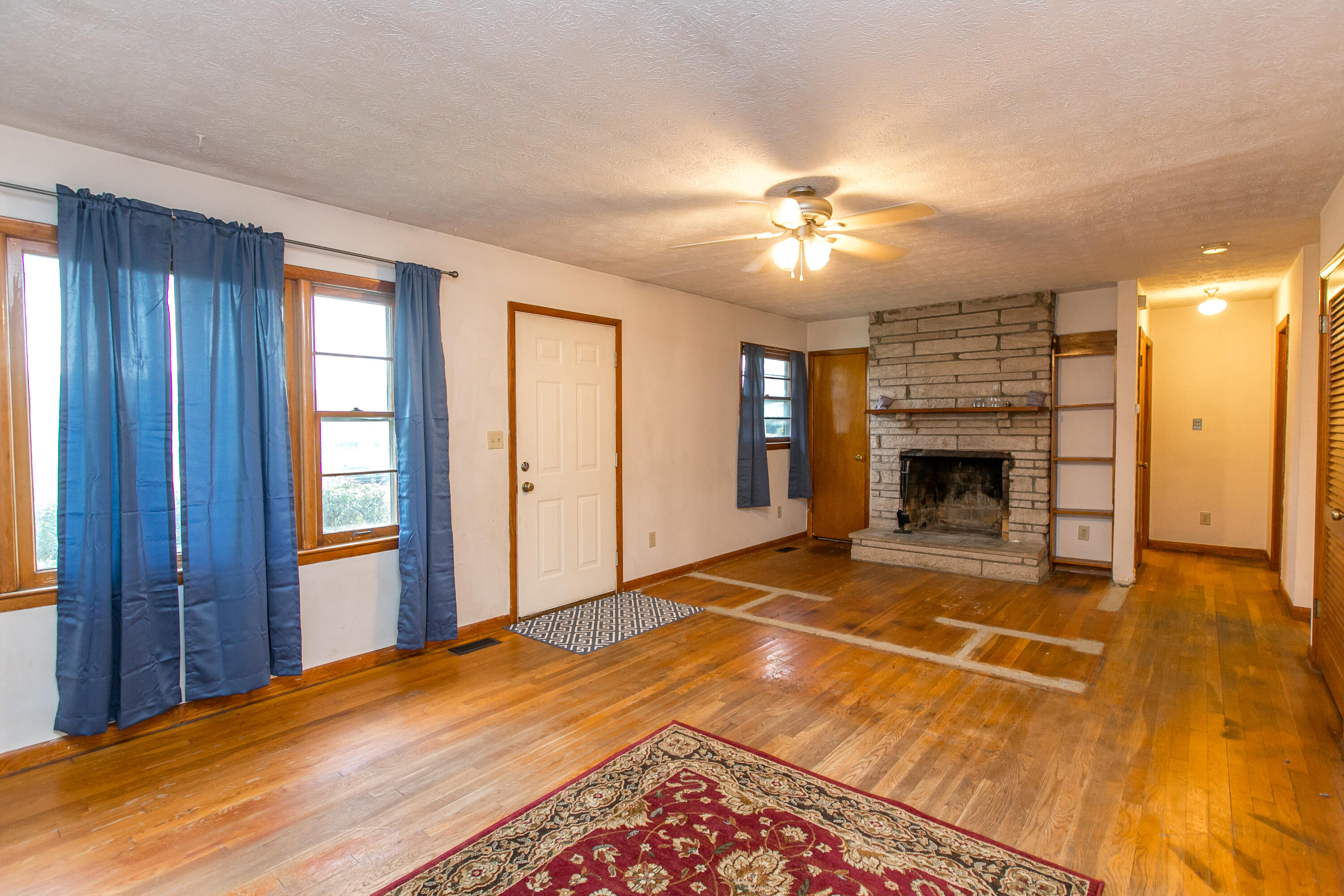646 Eden Road Lexington, KY 40505 - Photo 5 of 29 1-5