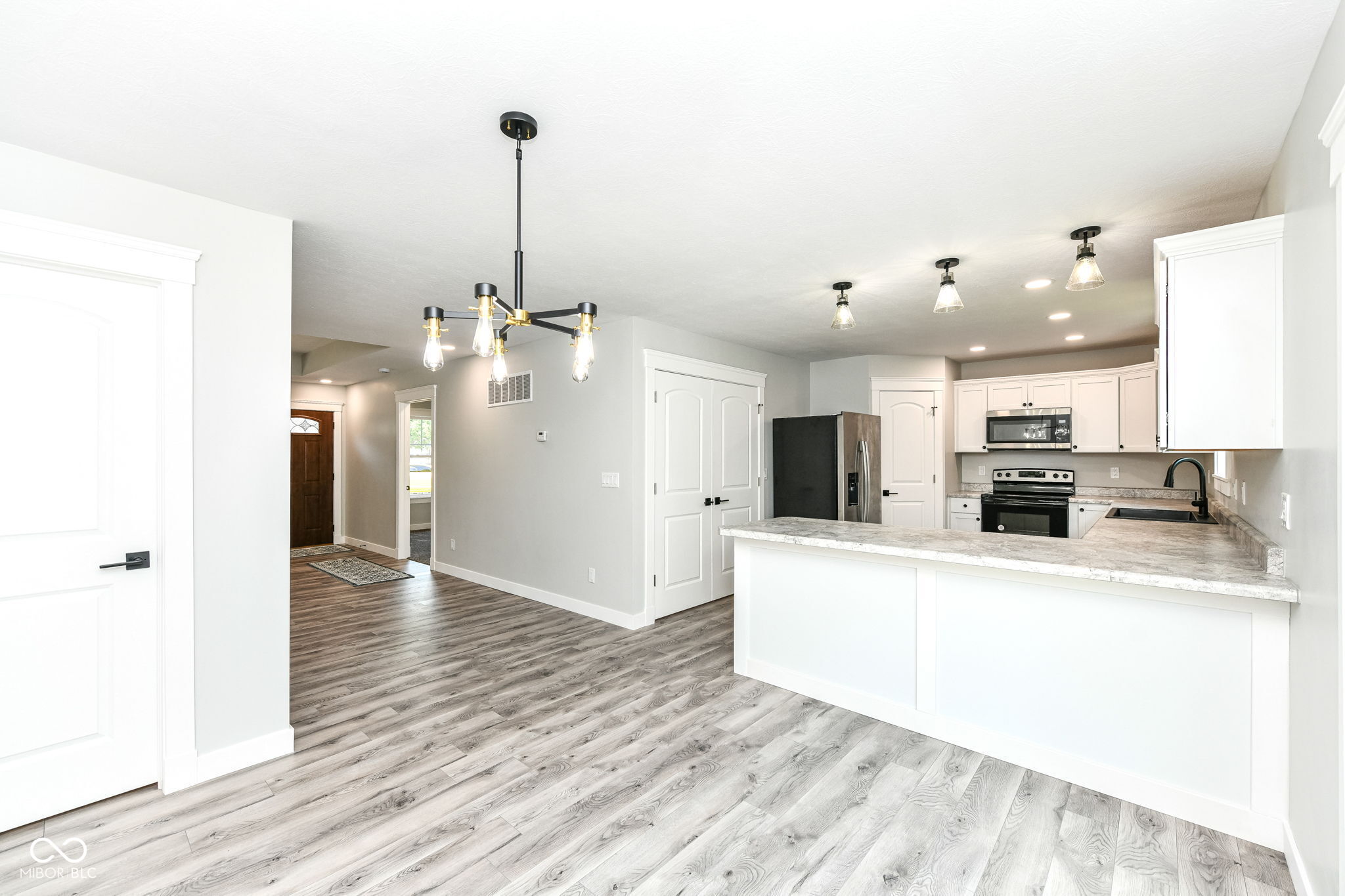 1631 Kentucky Avenue Columbus, IN 47201 - Photo 17 of 41