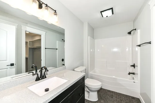 $285,000 | 1631 Kentucky Avenue, Columbus, IN 47201