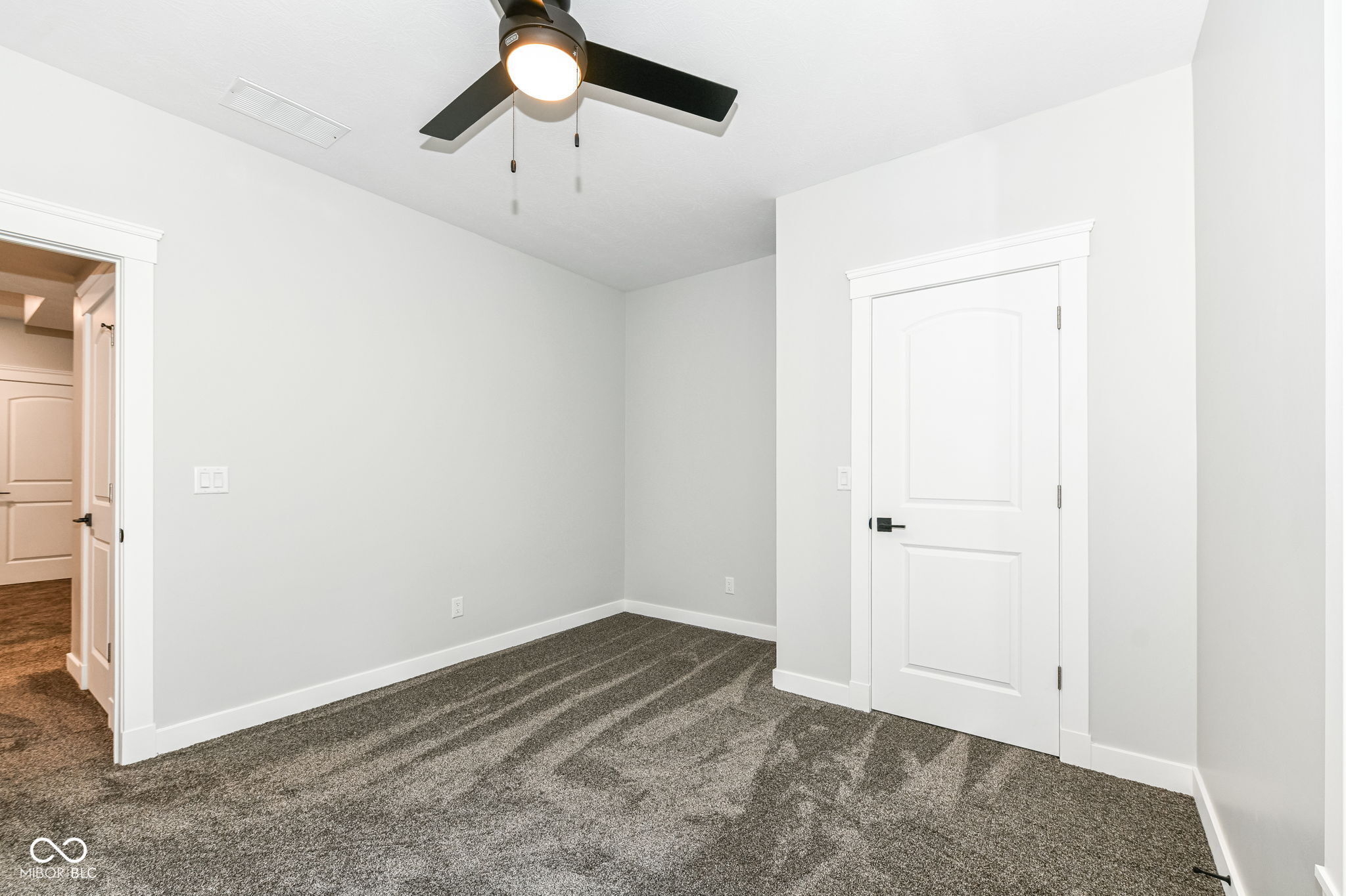 1631 Kentucky Avenue Columbus, IN 47201 - Photo 32 of 41