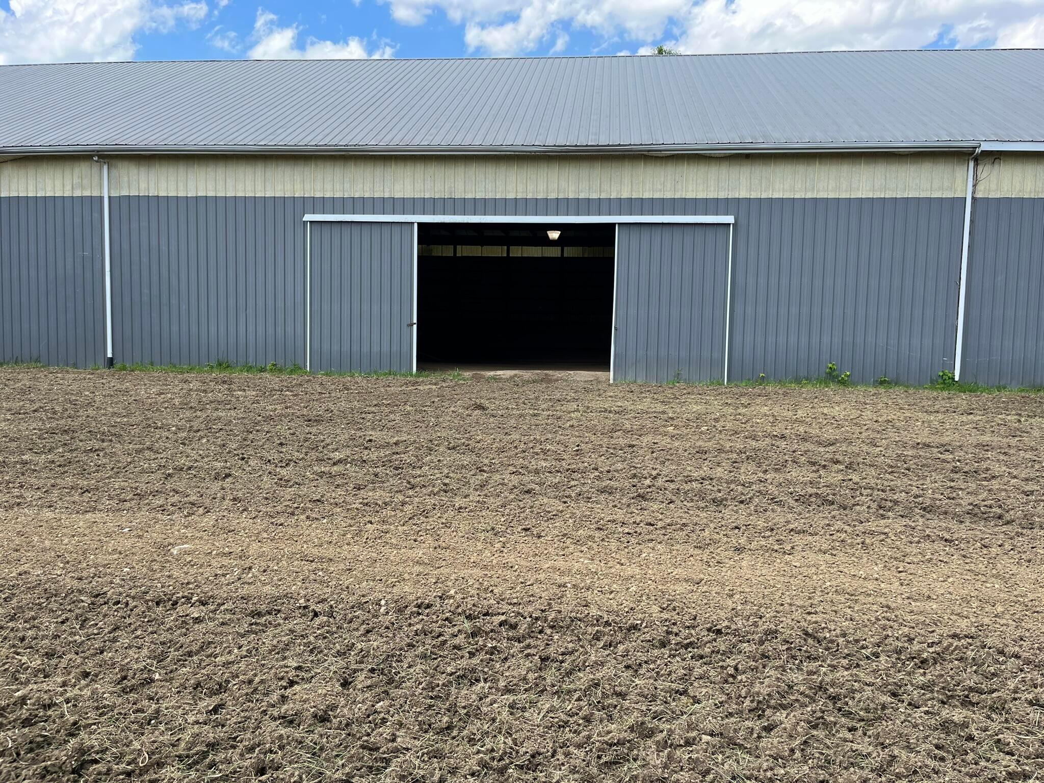 839 Rockmill Road Northwest Lancaster, OH 43130 - Photo 43 of 74 46. Outdoor Arena