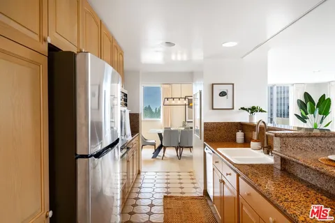 $899,000 | 2160 Century Park East, Unit 1112, Los Angeles, CA 90067