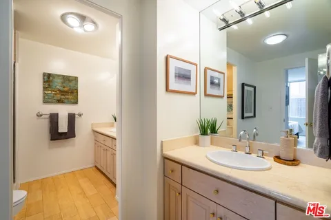 $899,000 | 2160 Century Park East, Unit 1112, Los Angeles, CA 90067