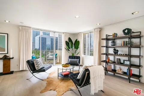 $899,000 | 2160 Century Park East, Unit 1112, Los Angeles, CA 90067