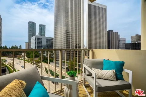 $899,000 | 2160 Century Park East, Unit 1112, Los Angeles, CA 90067