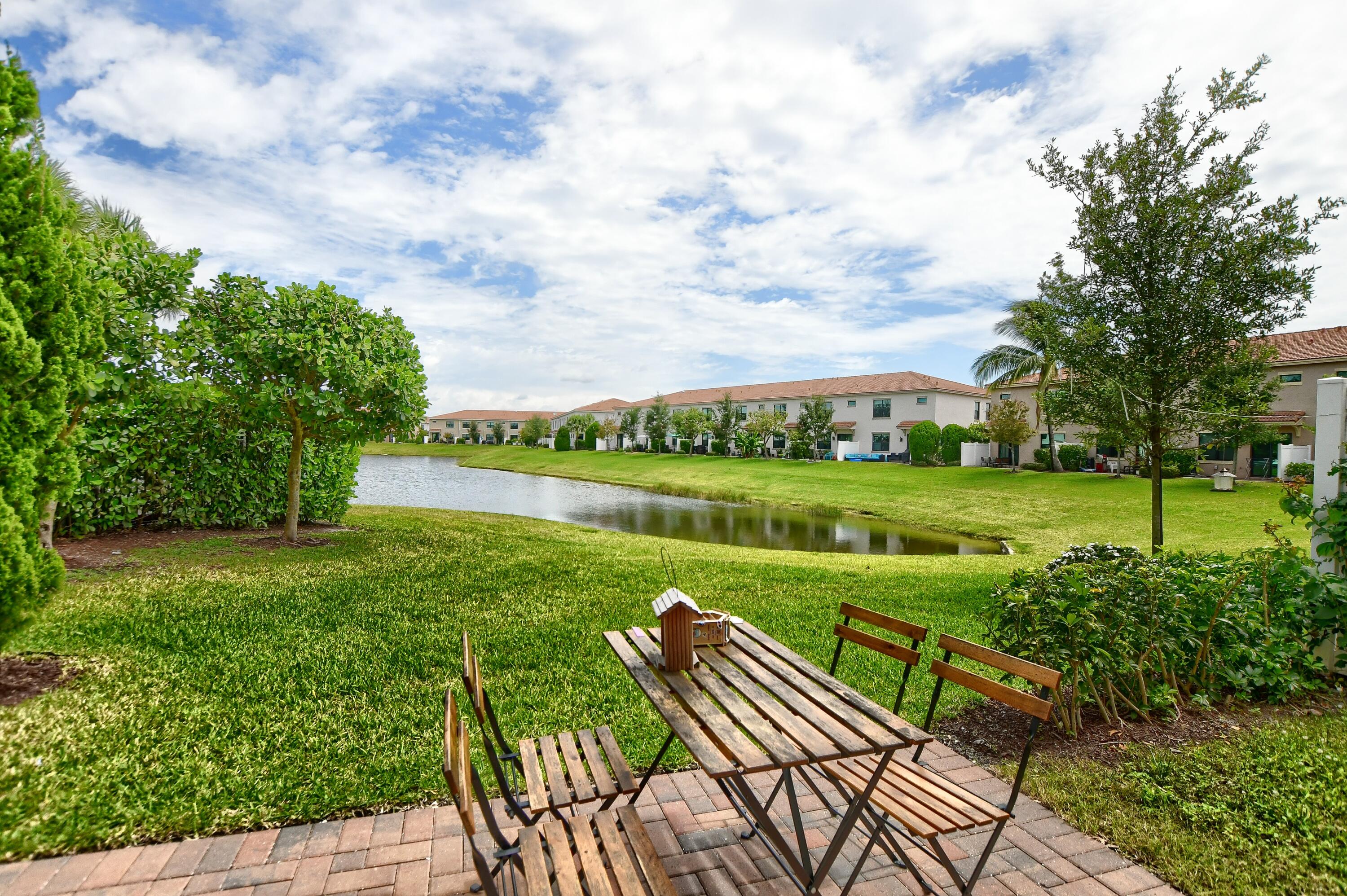 9467 Kinley Place Boca Raton, FL 33428 - Photo 27 of 47 29_ebf_1135-hdr(5)
