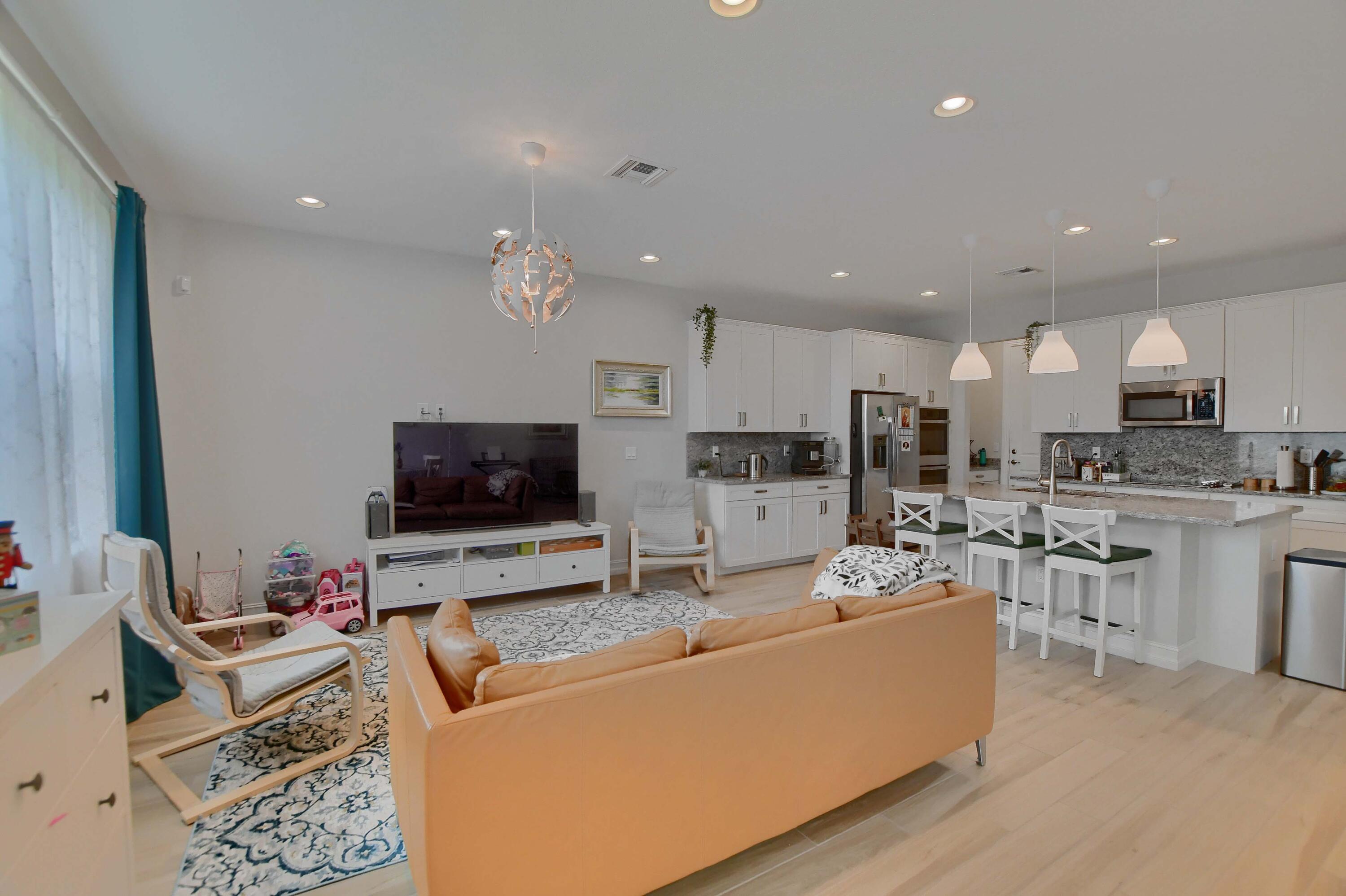 9467 Kinley Place Boca Raton, FL 33428 - Photo 9 of 47 11_ebf_1105-hdr(5)