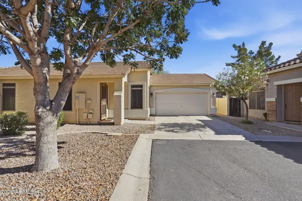 $2,295 | 1934 East Hawken Place, Chandler, AZ 85286