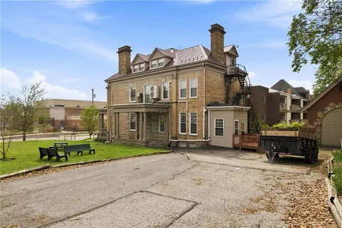$575,000 | 208 South Negley Avenue, Pittsburgh, PA 15206