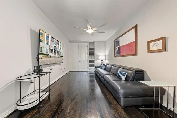 $575,000 | 8616 Turtle Creek Boulevard, Unit 412, Dallas, TX 75225