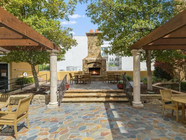$575,000 | 8616 Turtle Creek Boulevard, Unit 412, Dallas, TX 75225