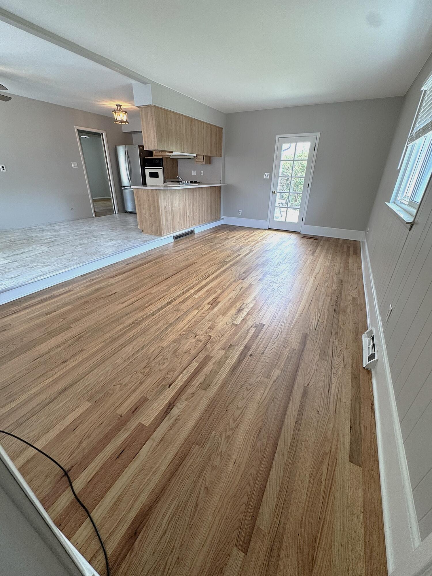 15425 Leader Taylor, MI 48180 - Photo 15 of 29 Family Room 1