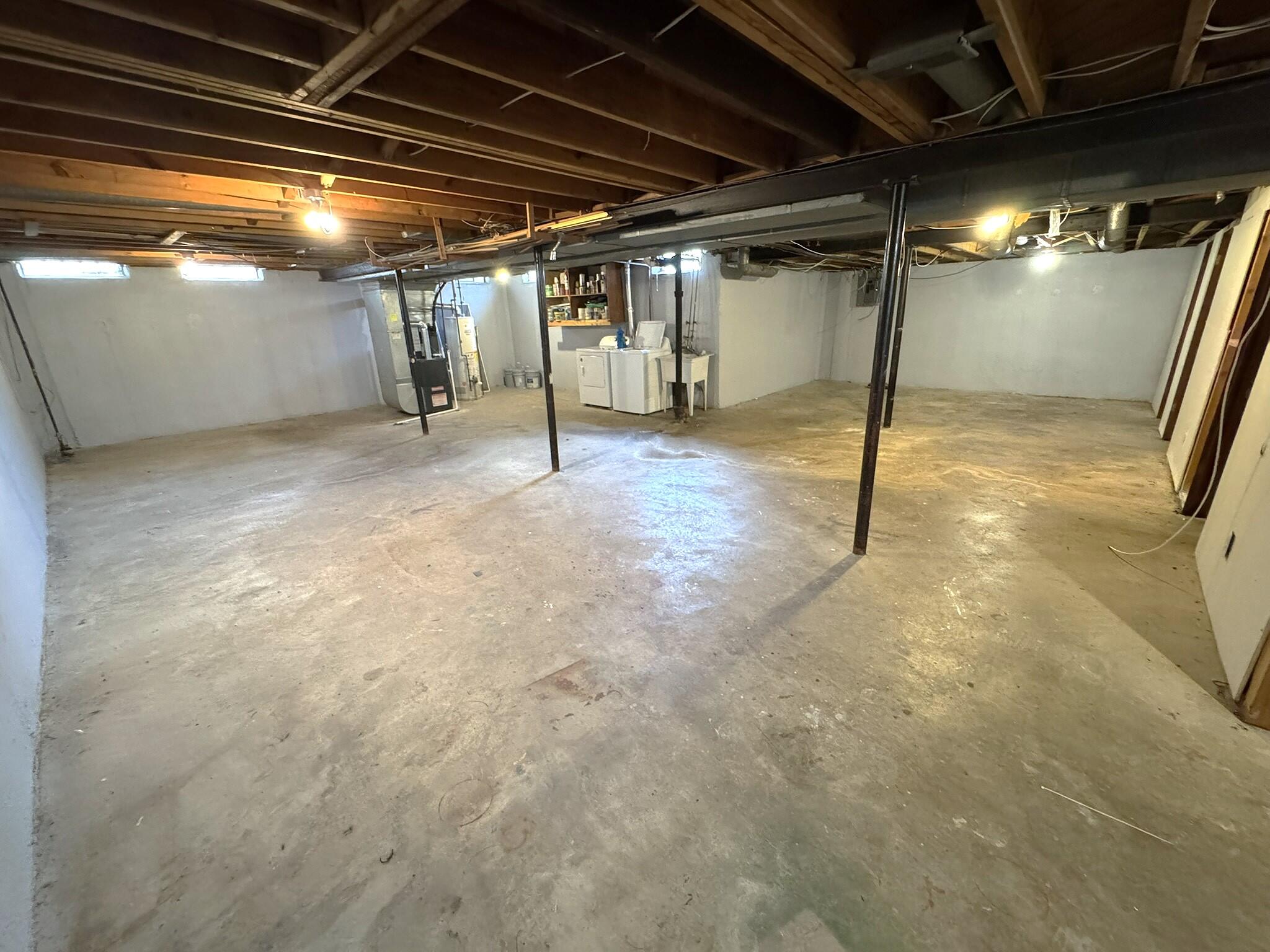 15425 Leader Taylor, MI 48180 - Photo 27 of 29 Basement 3