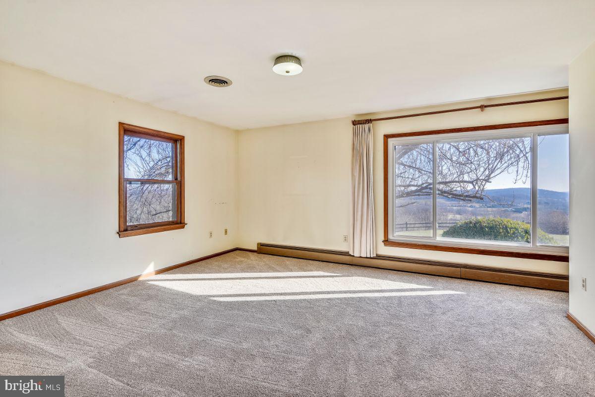 10342 Moreland Road Delaplane, VA 20144 - Photo 15 of 59 Gallery Image 15