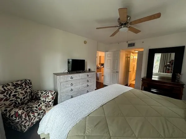 $2,600 | 615 Villa Circle, Unit 615, Boynton Beach, FL 33435