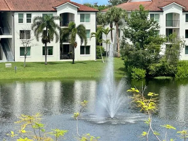 $2,600 | 615 Villa Circle, Unit 615, Boynton Beach, FL 33435