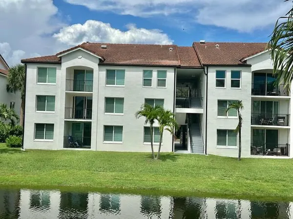 $2,600 | 615 Villa Circle, Unit 615, Boynton Beach, FL 33435