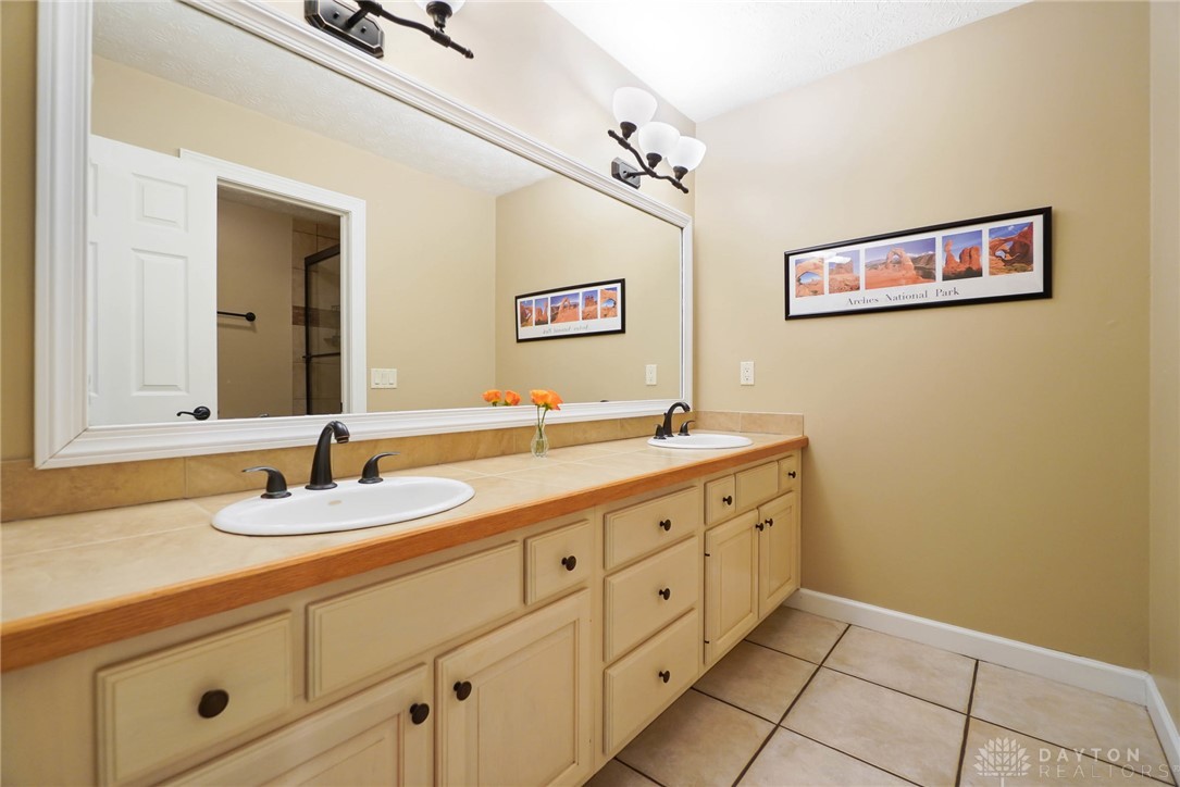 449 Ridge Line Court Dayton, OH 45458 - Photo 45 of 76 Gallery Image 45
