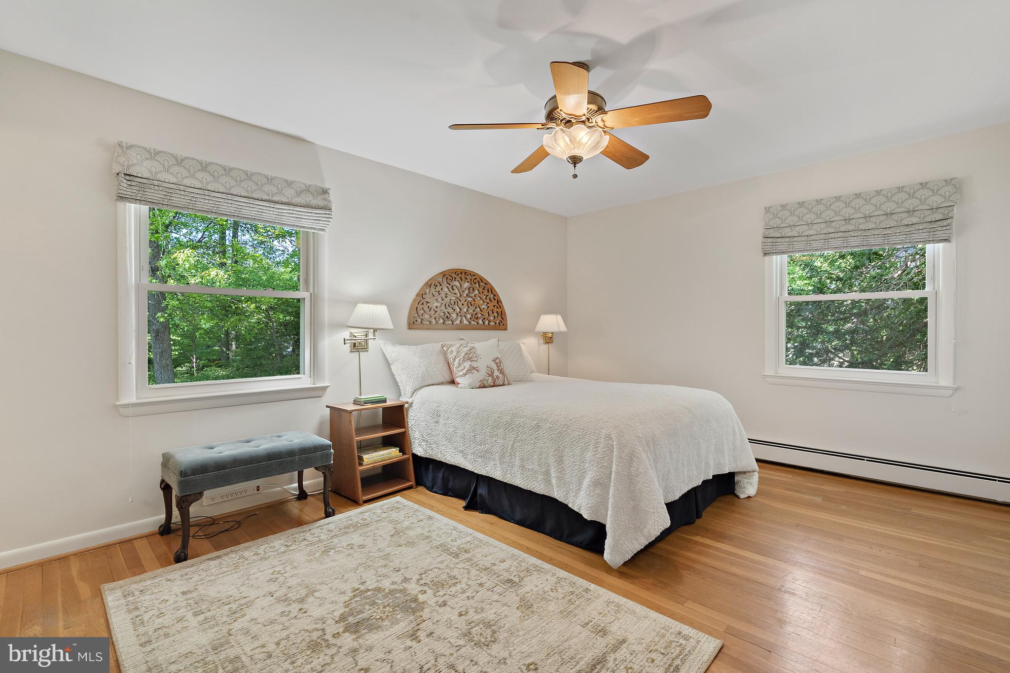 7209 Gordons Road Falls Church, VA 22043 - Photo 10 of 33 Primary Bedroom with Ensuite Bath