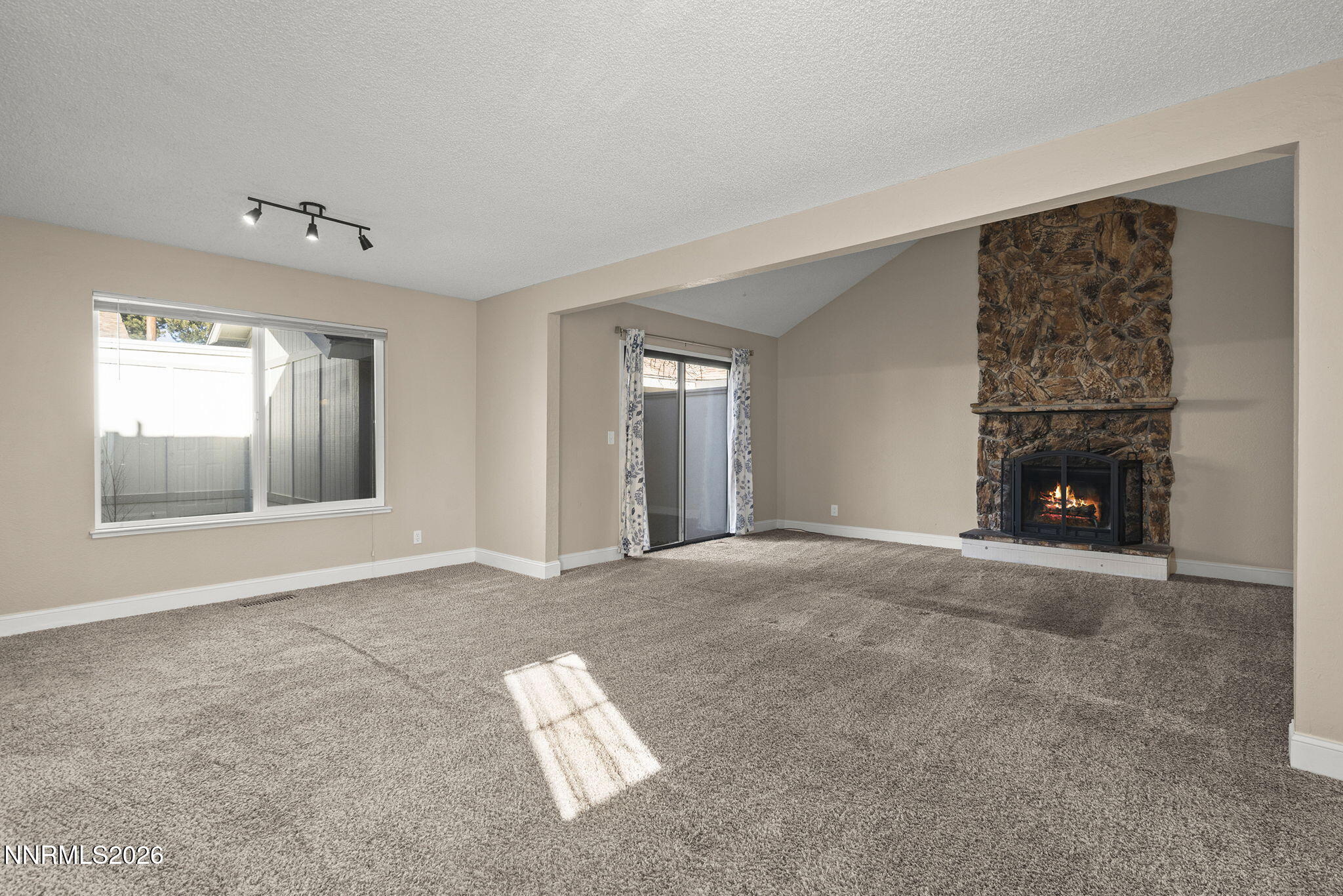 1206 Freddie Court Reno, NV 89503 - Photo 5 of 31 5-web-or-mls-_DSC0281